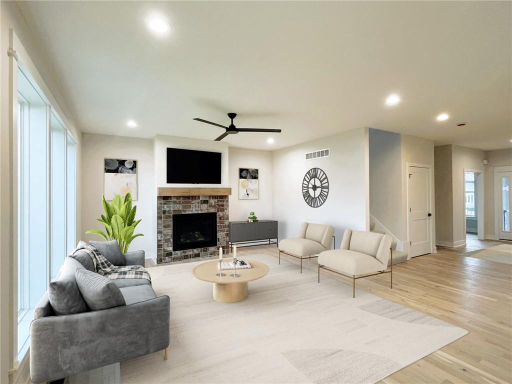 Listing Photo MLS #HMS2520215