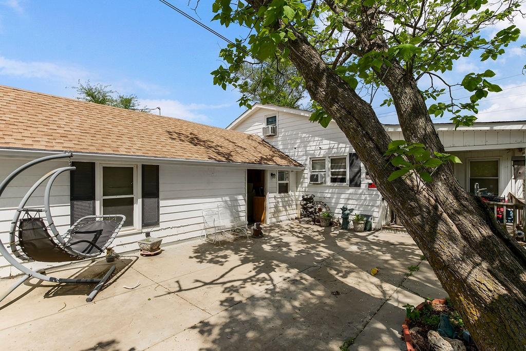 Listing Photo MLS #HMS2526048