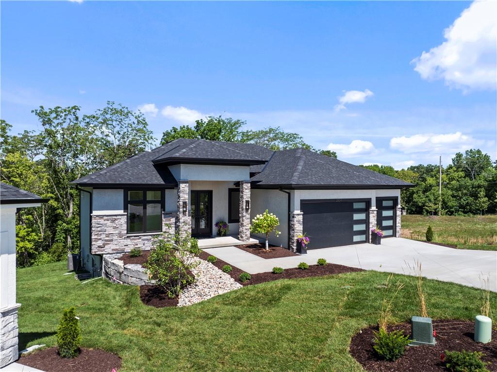 Listing Photo MLS #HMS2526402