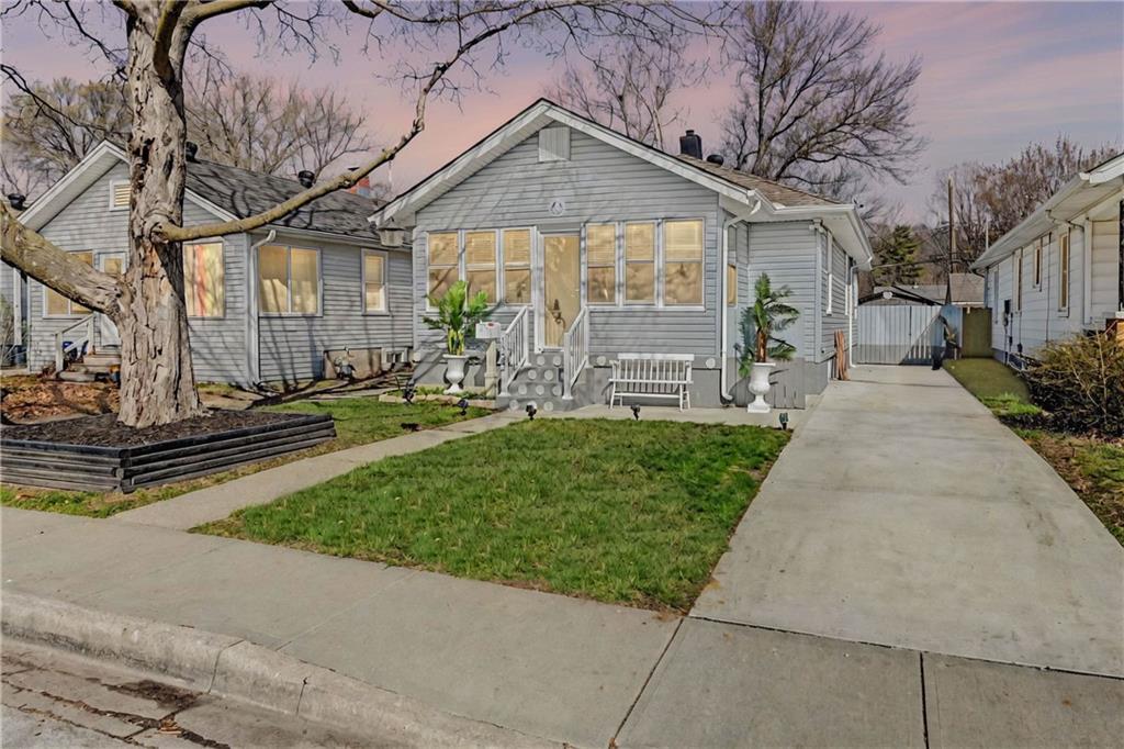 Listing Photo MLS #HMS2526927