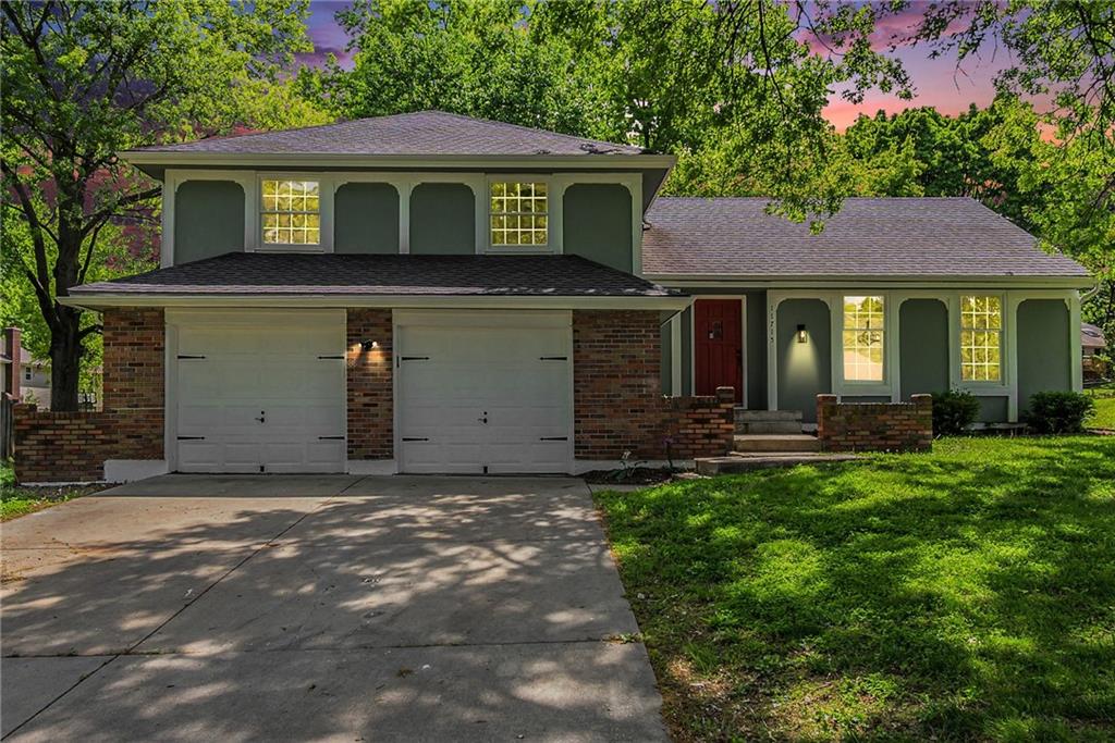 Listing Photo MLS #HMS2542579