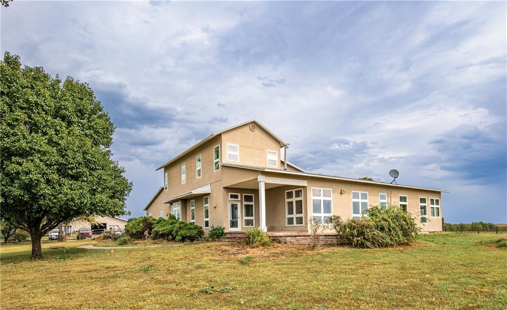 Listing Photo MLS #HMS2545142