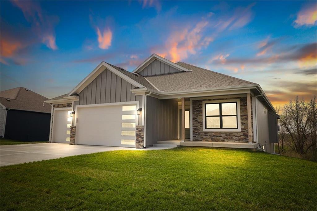 Listing Photo MLS #HMS2546045