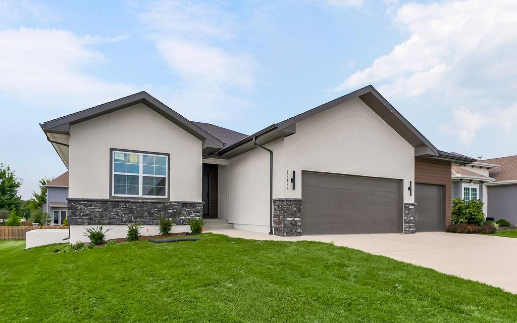 Listing Photo MLS #HMS2546082