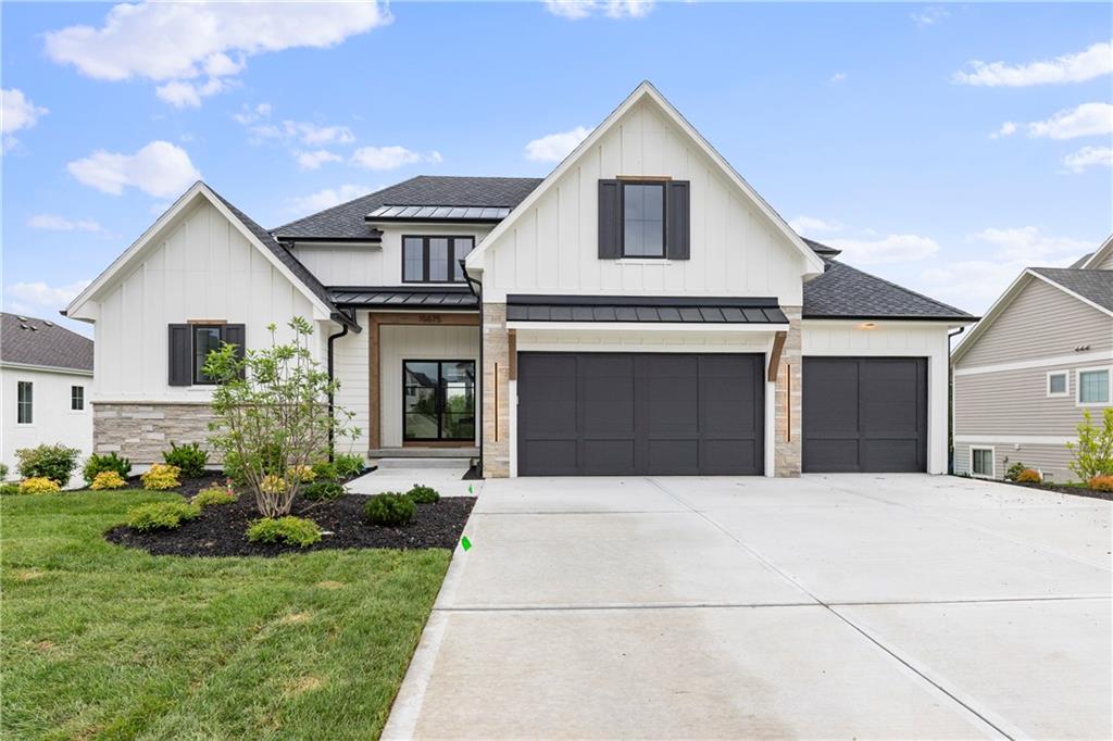 Listing Photo MLS #HMS2546777