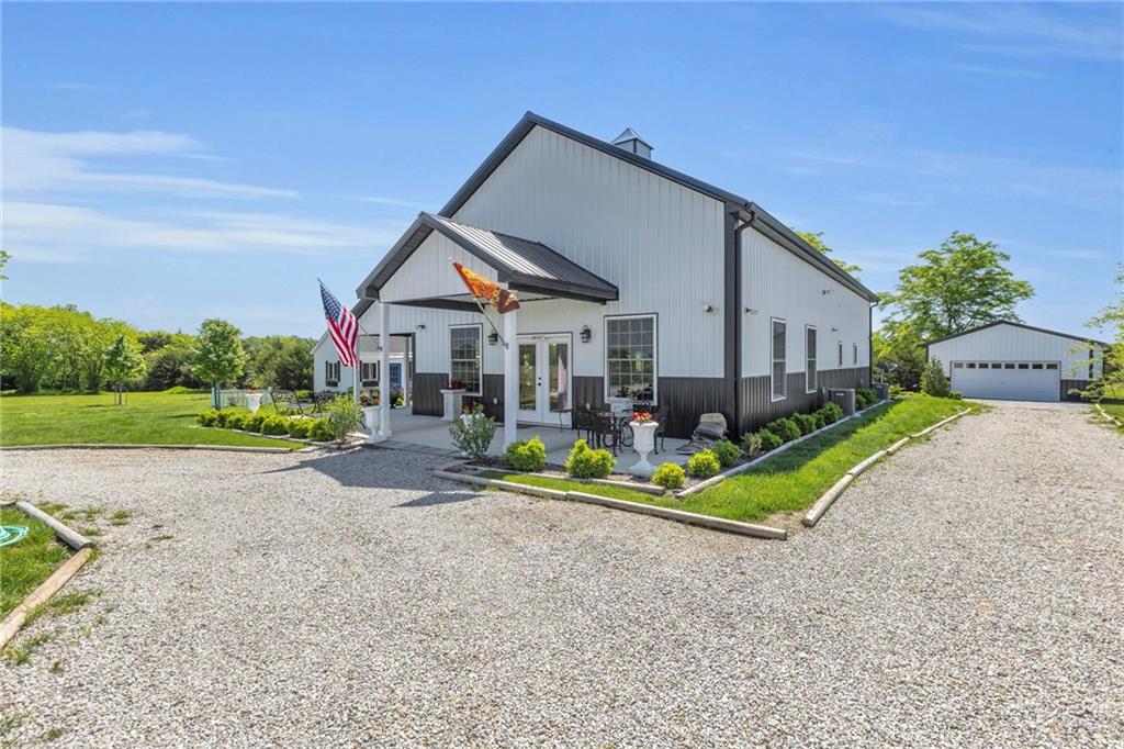 Listing Photo MLS #HMS2549096