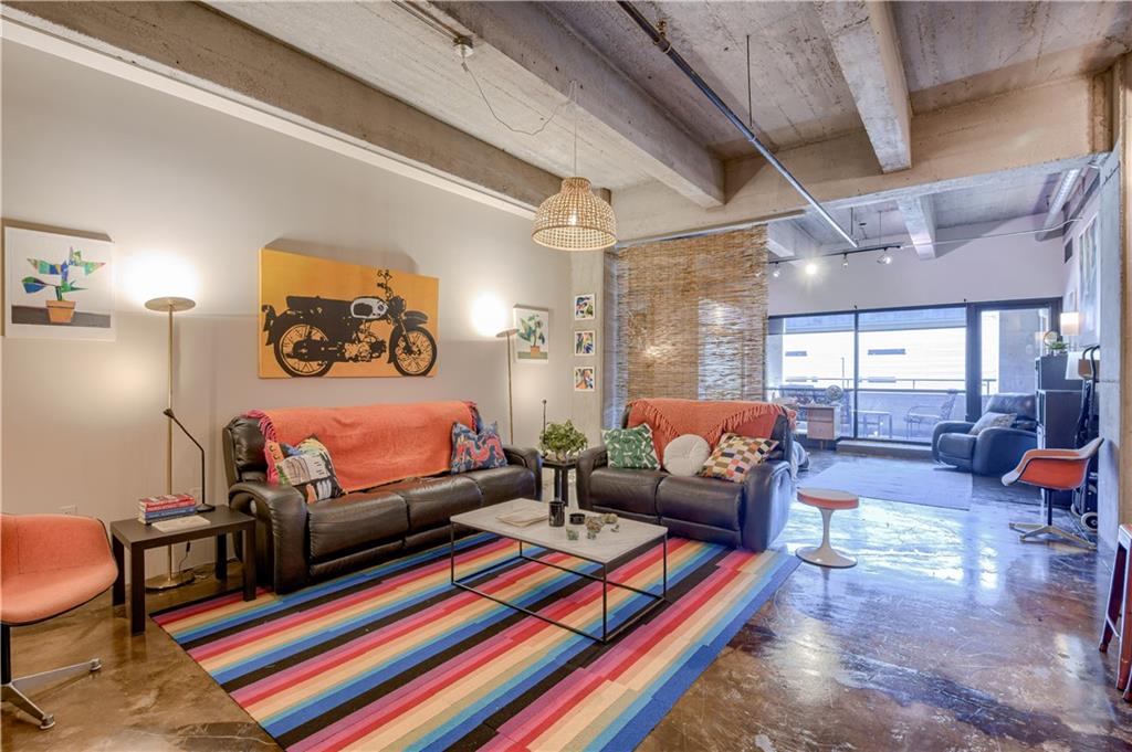 Listing Photo MLS #HMS2551505