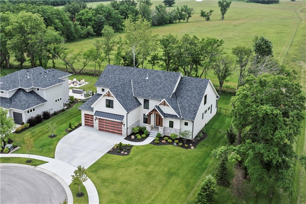 Listing Photo MLS #HMS2556405