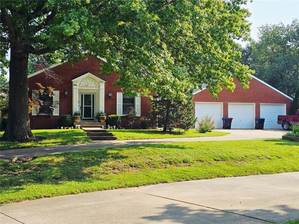 Listing Photo MLS #HMS2558014