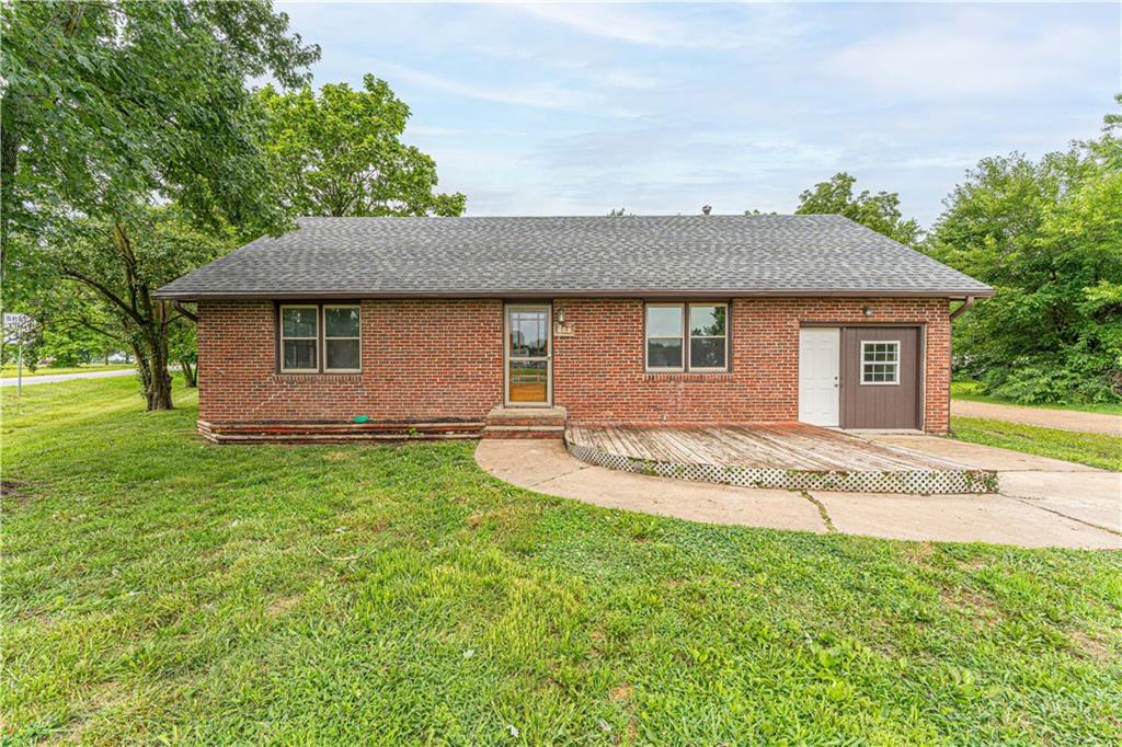 Listing Photo MLS #HMS2563097