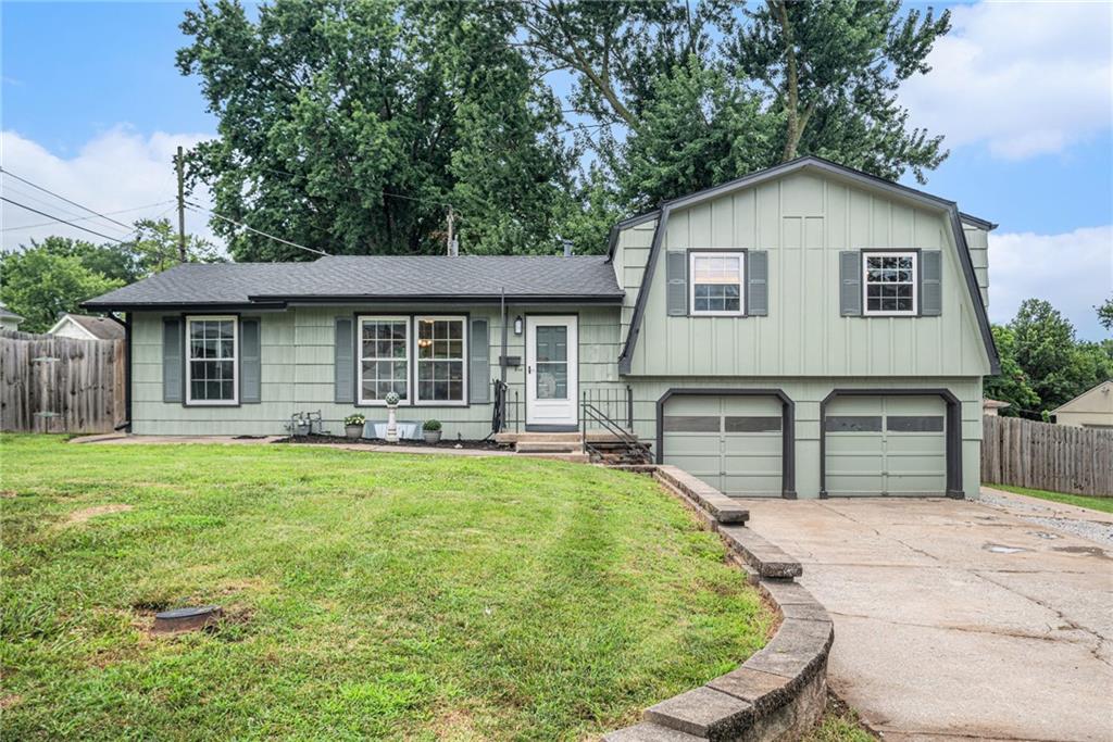 Listing Photo MLS #HMS2565875