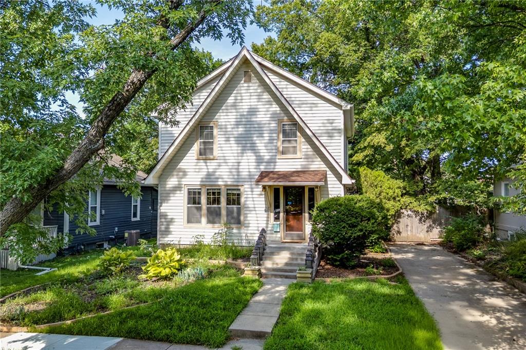 Listing Photo MLS #HMS2566053