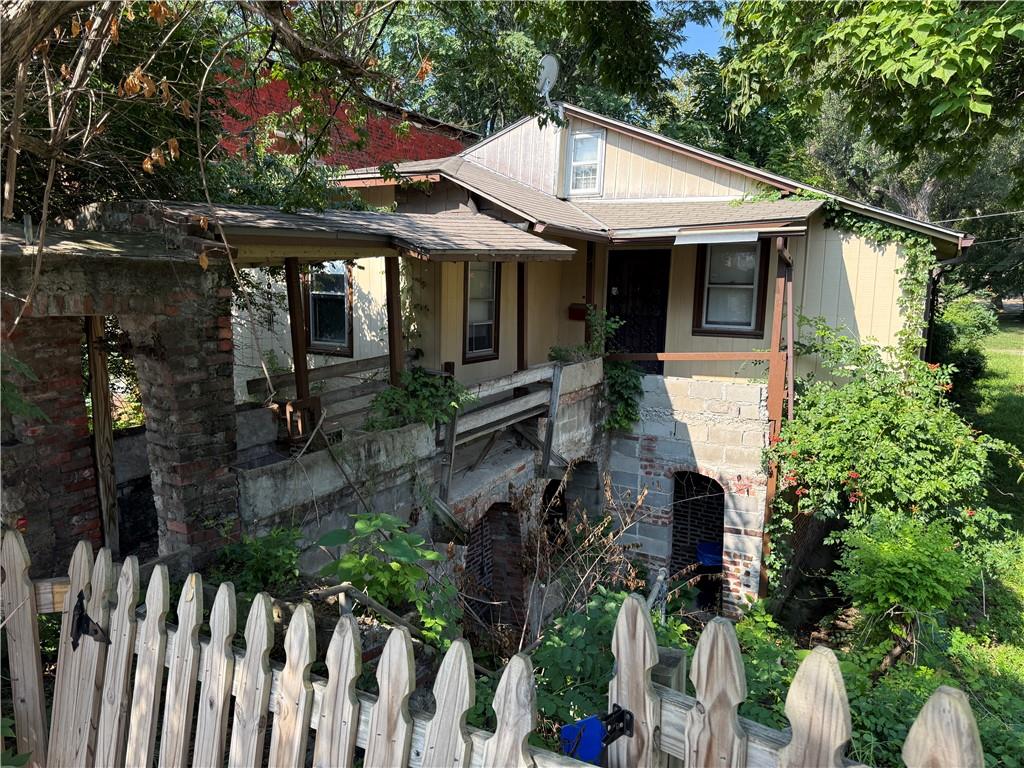 Listing Photo MLS #HMS2568956