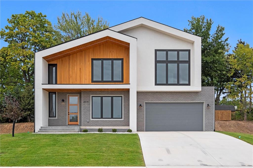 Listing Photo MLS #HMS2571079