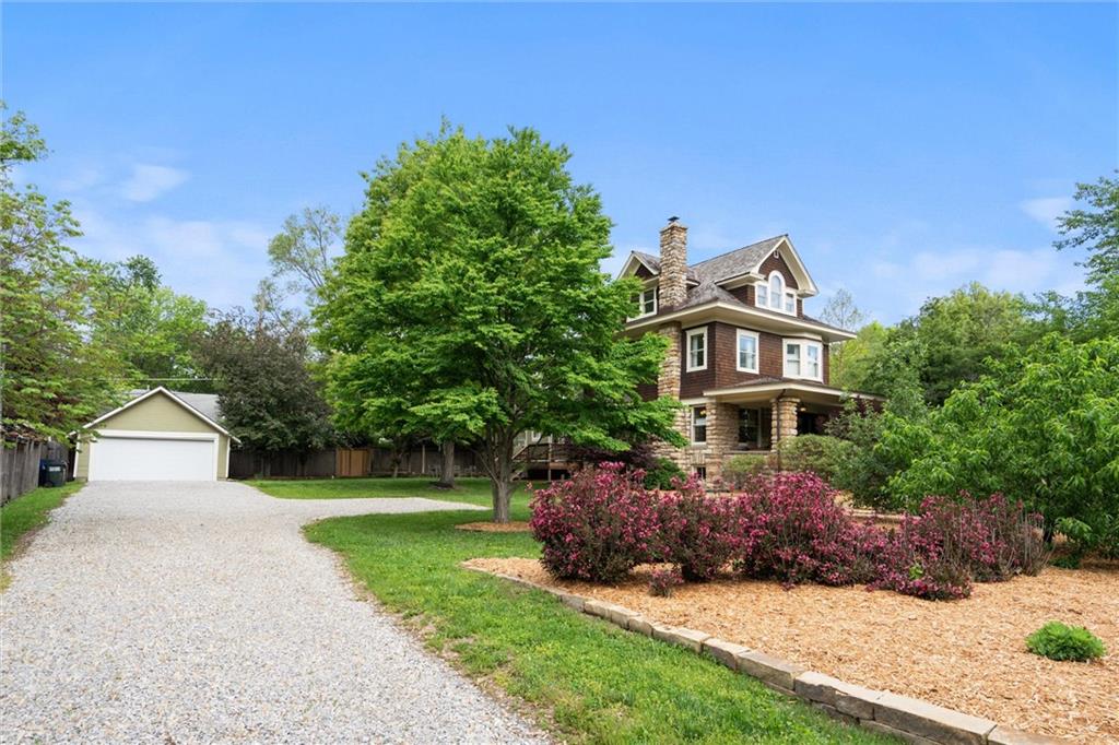 Listing Photo MLS #HMS2571290