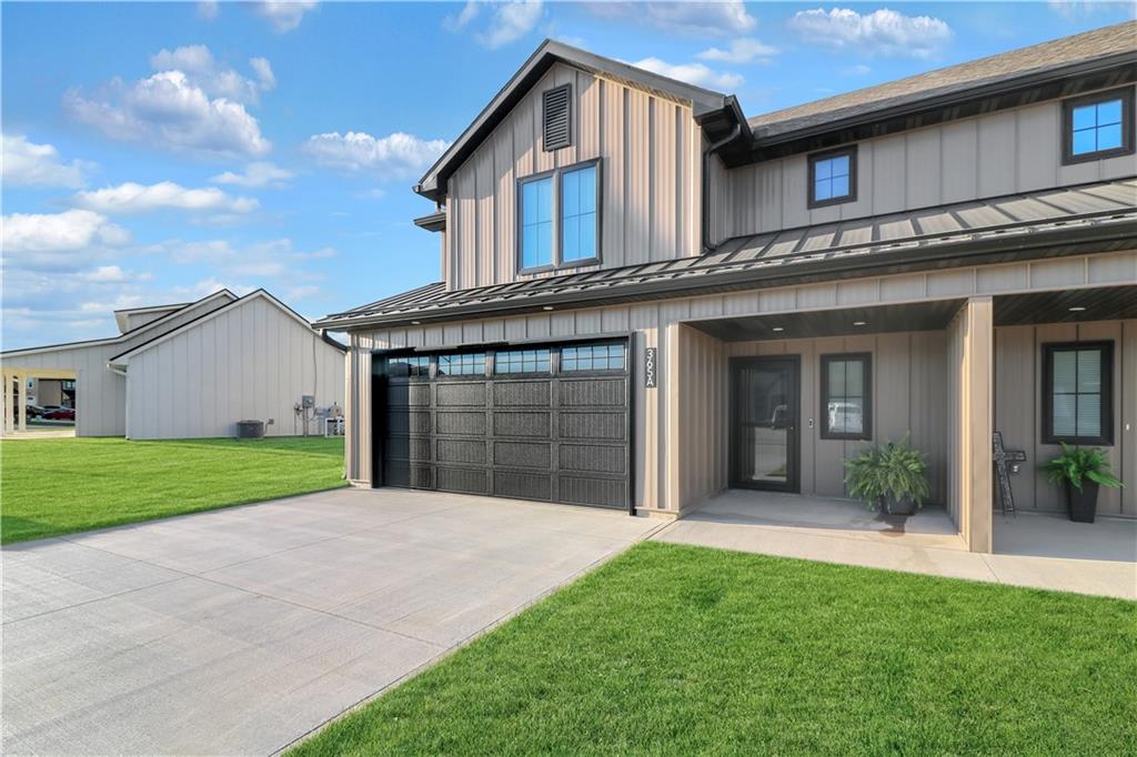 Listing Photo MLS #HMS2571312