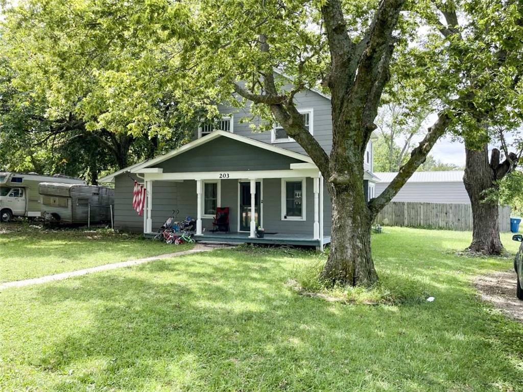 Listing Photo MLS #HMS2572143