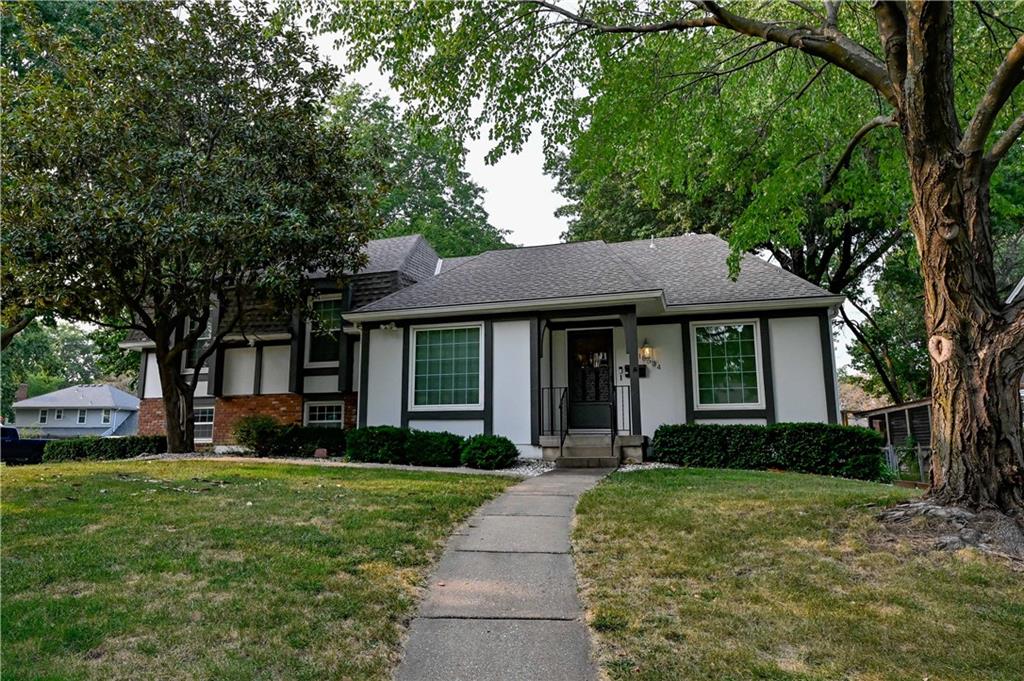 Listing Photo MLS #HMS2573986