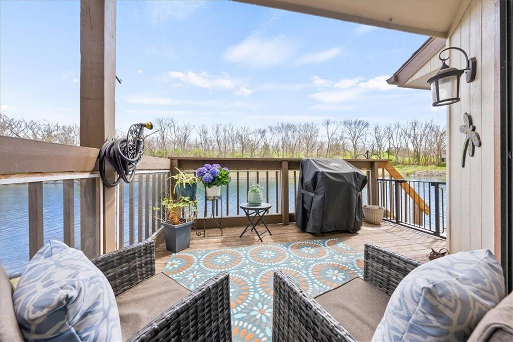 Listing Photo MLS #HMS2574201