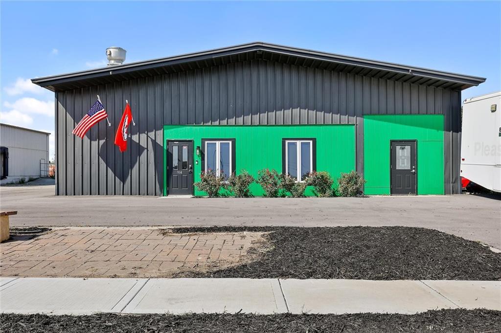 Listing Photo MLS #HMS2575708