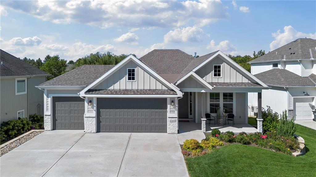 Listing Photo MLS #HMS2576068