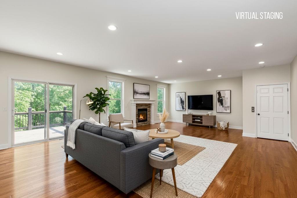 Listing Photo MLS #HMS2576802