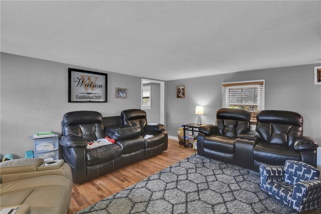 Listing Photo MLS #HMS2579578