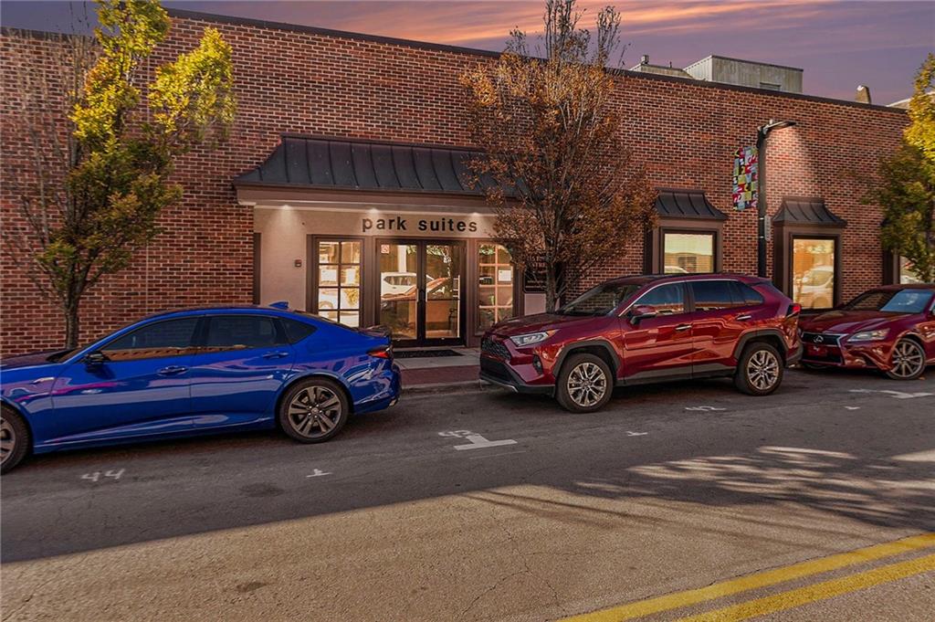 Listing Photo MLS #HMS2581654