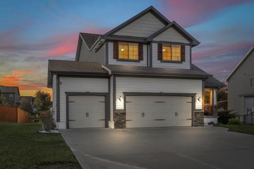 Listing Photo MLS #HMS2582136