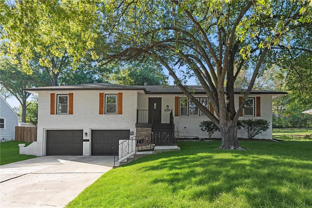 Listing Photo MLS #HMS2582305