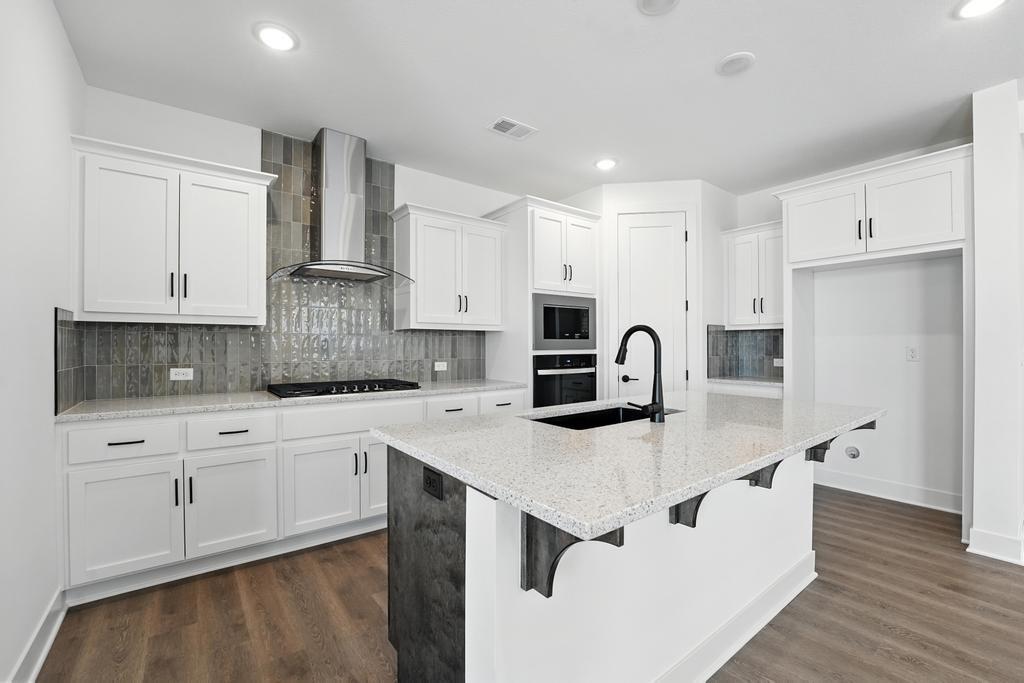 Listing Photo MLS #HMS2583728