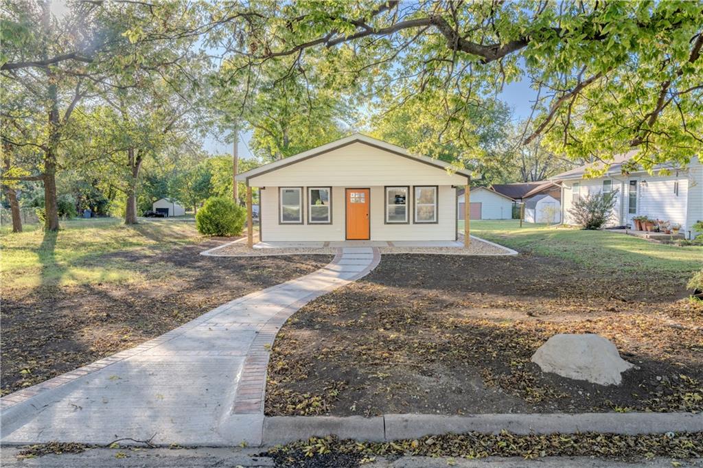 Listing Photo MLS #HMS2583752