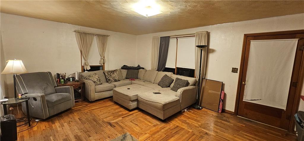 Listing Photo MLS #HMS2584560