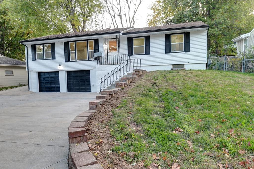 Listing Photo MLS #HMS2585441