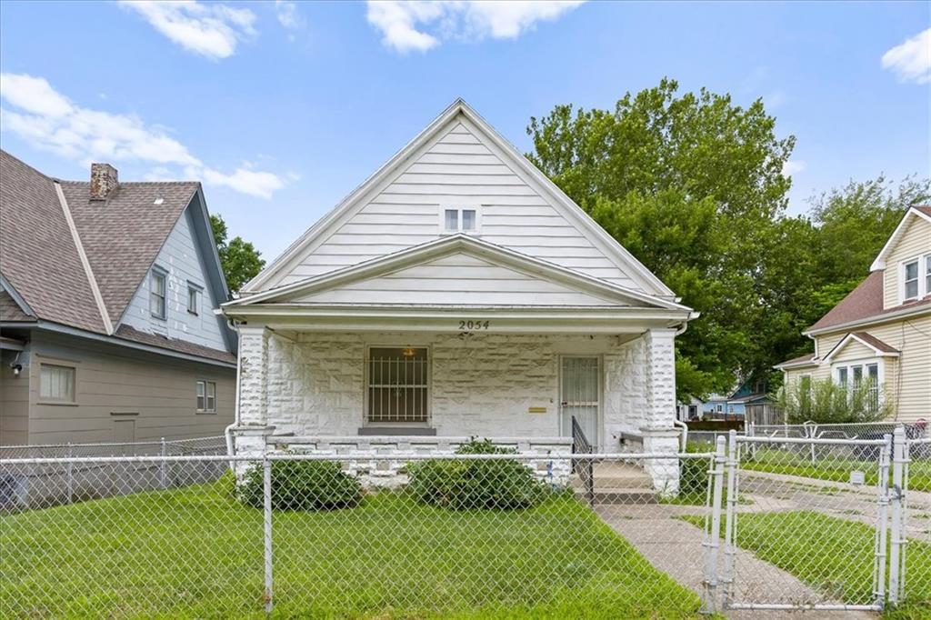 Listing Photo MLS #HMS2585447
