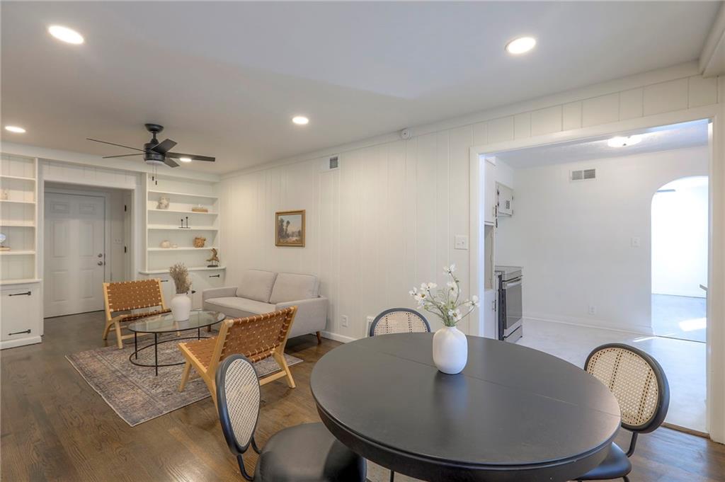 Listing Photo MLS #HMS2586685