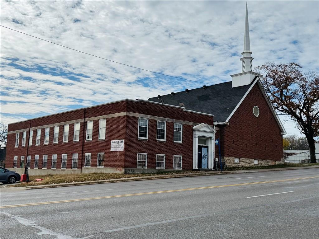 Listing Photo MLS #HMS2587437