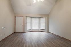 Listing Photo MLS #HMS2587629