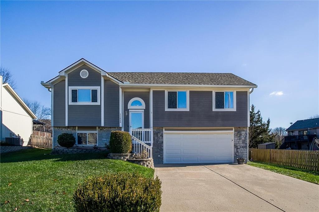 Listing Photo MLS #HMS2589171