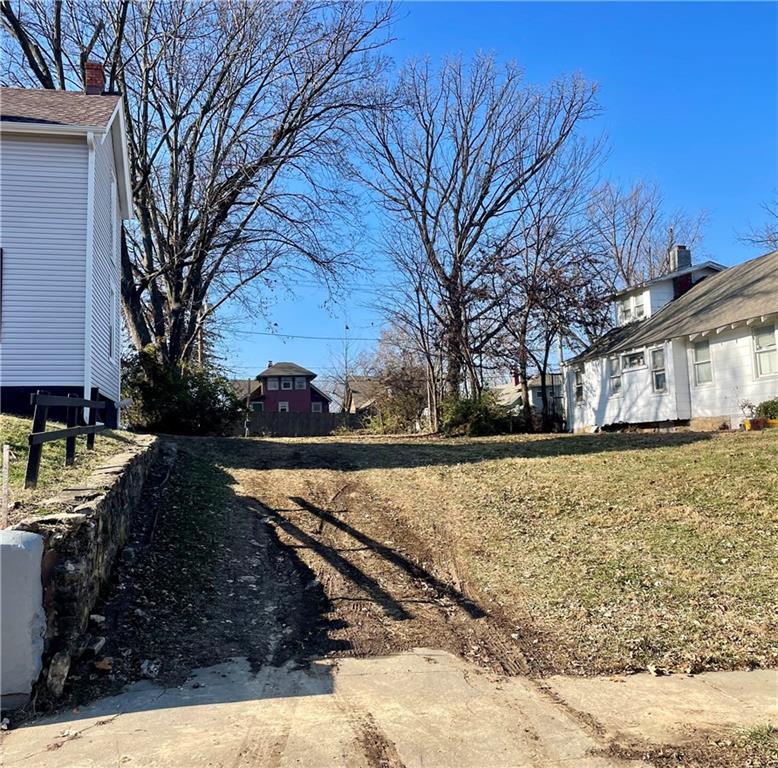 Listing Photo MLS #HMS2591480