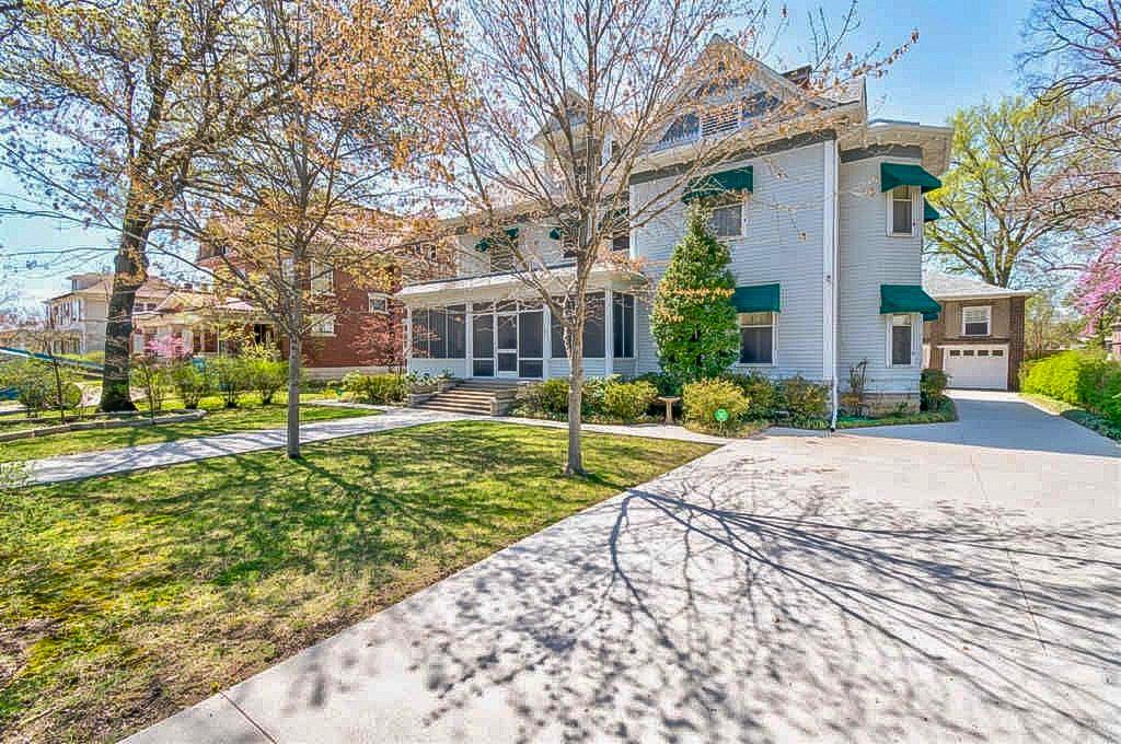 Listing Photo MLS #HMS2591506