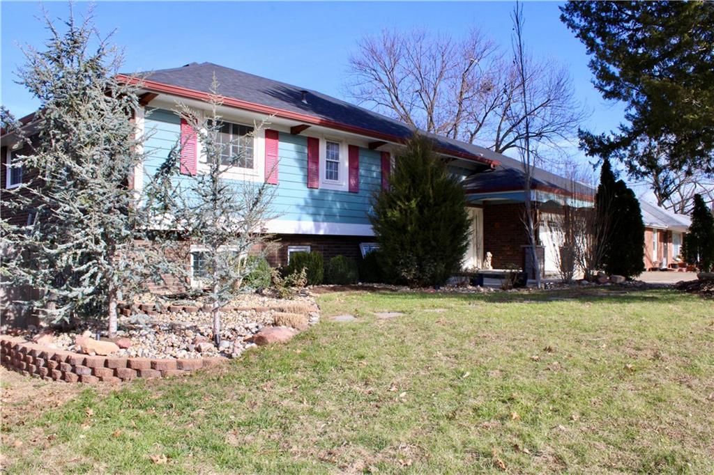 Listing Photo MLS #HMS2591791