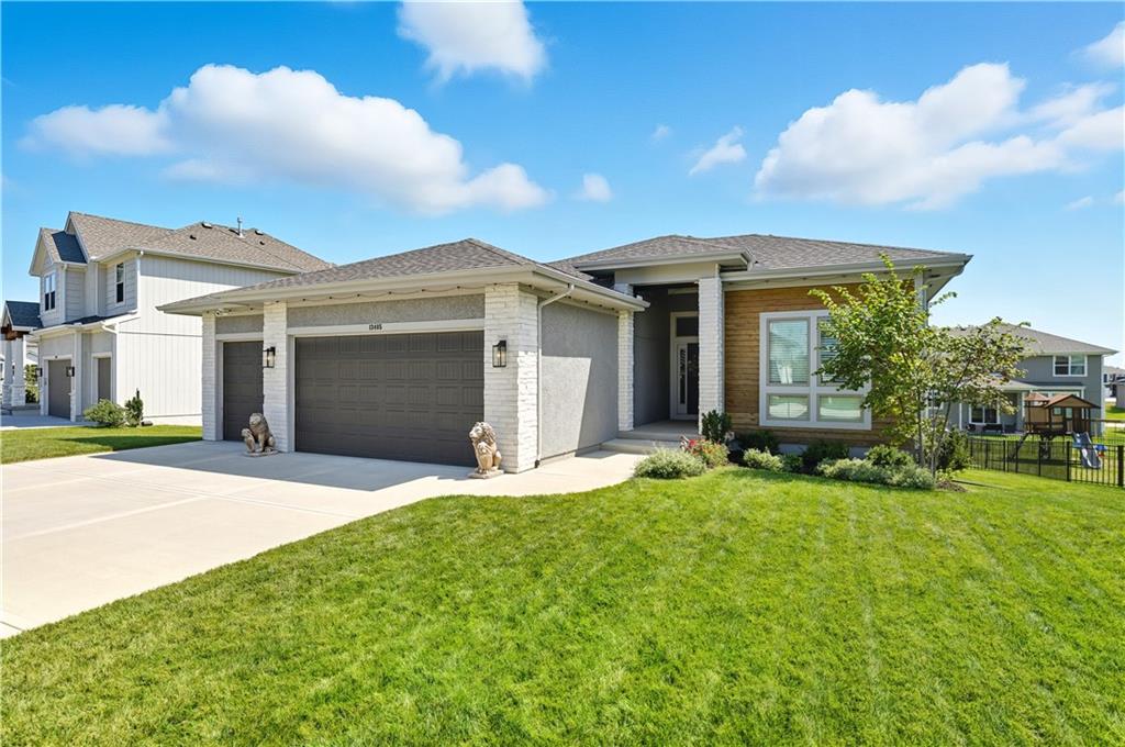 Listing Photo MLS #HMS2592585