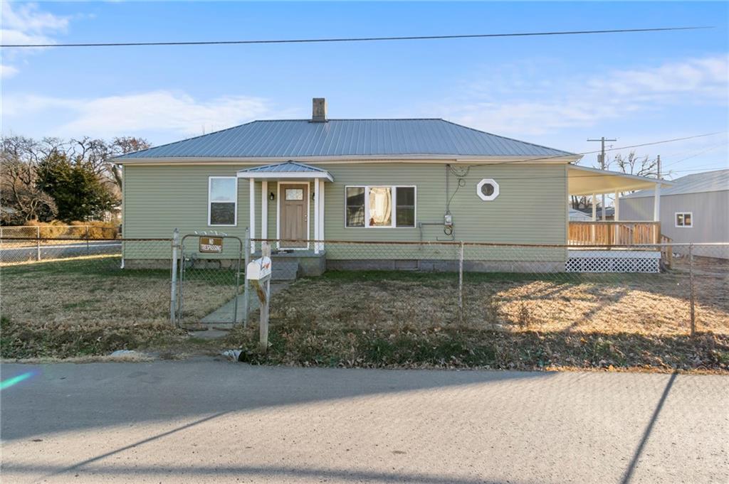 Listing Photo MLS #HMS2592736