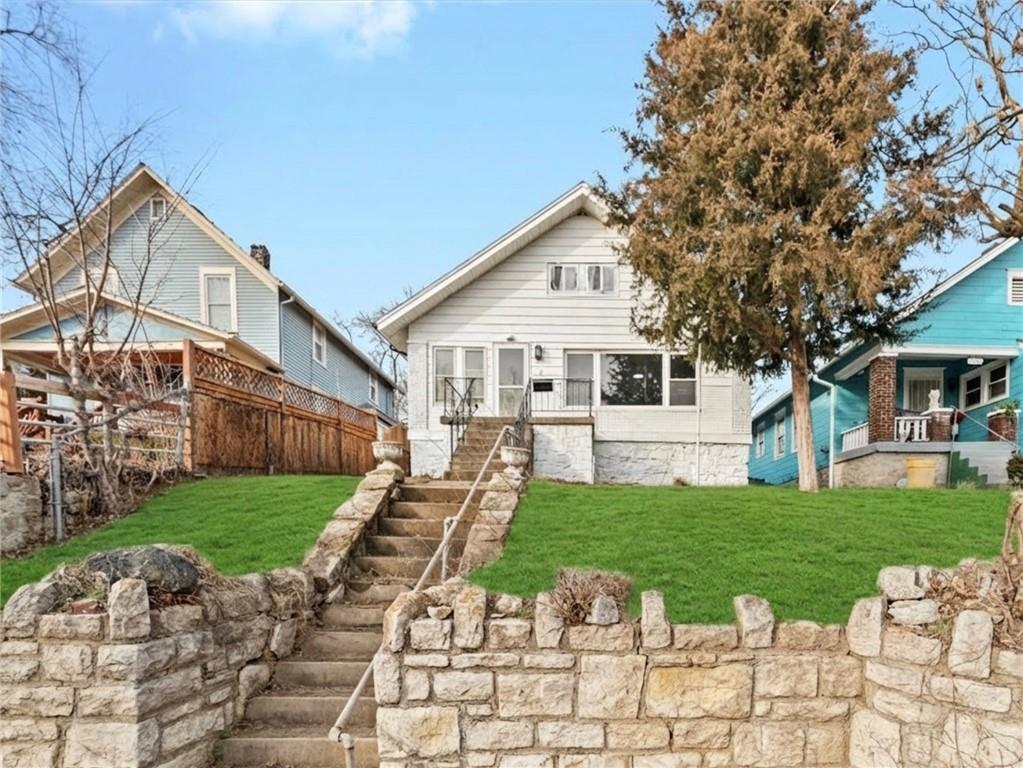 Listing Photo MLS #HMS2594683