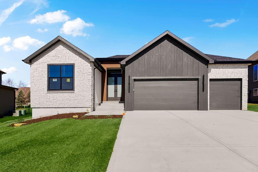 Listing Photo MLS #HMS2594732