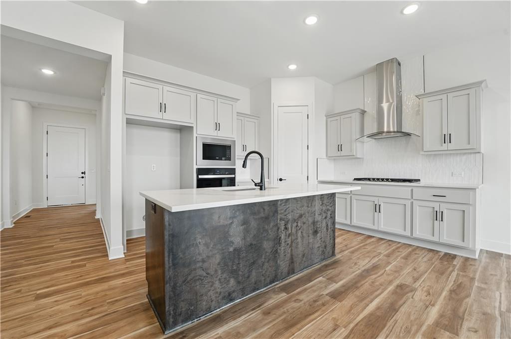 Listing Photo MLS #HMS2594733