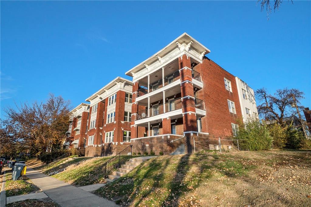 Listing Photo MLS #HMS2594894