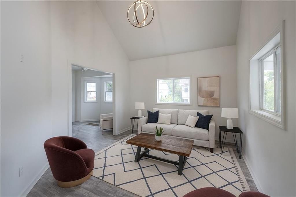 Listing Photo MLS #HMS2595030