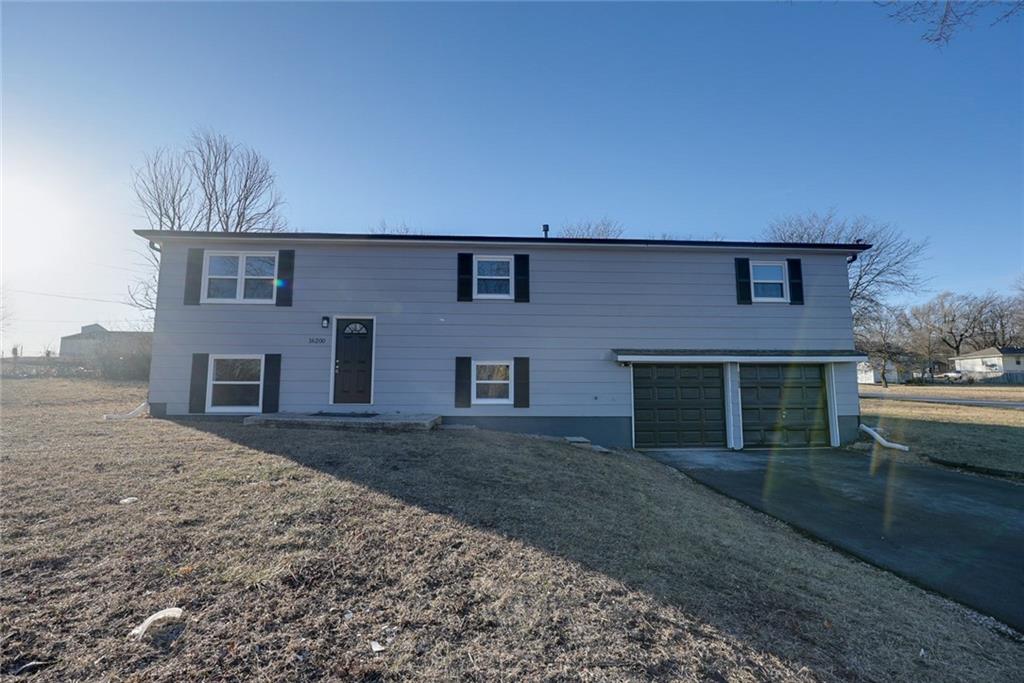 Listing Photo MLS #HMS2595486